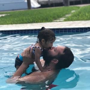 Meet your Posher, Cesar